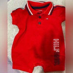 Tommy Hilfiger infant Polo Shortall in Vibrant Red